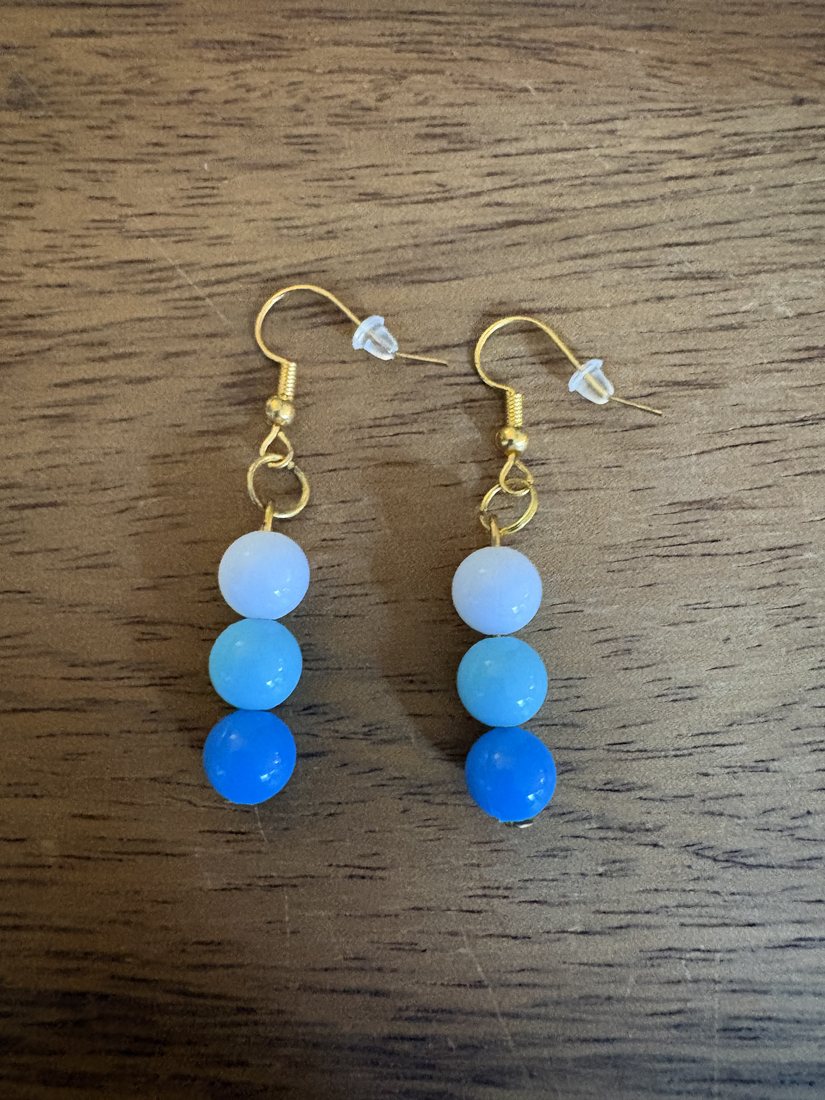 Tidewater Trio โ handmade earrings by Sienna