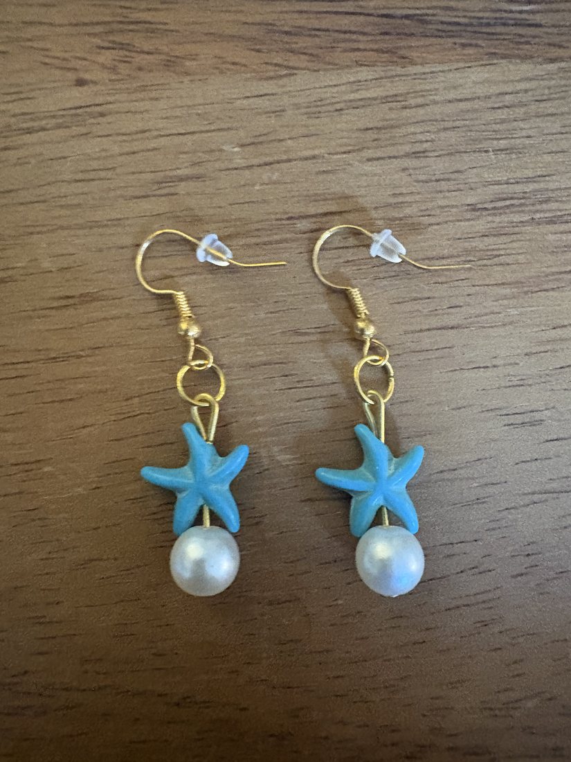 Turquoise Starfish & Pearl โ handmade earrings by Sienna